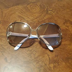 "Simply Vera" Vera Wang Sunglasses with White and Bronze